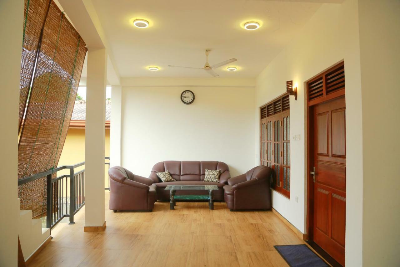 Gihan Guesthouse Mirissa Exterior photo