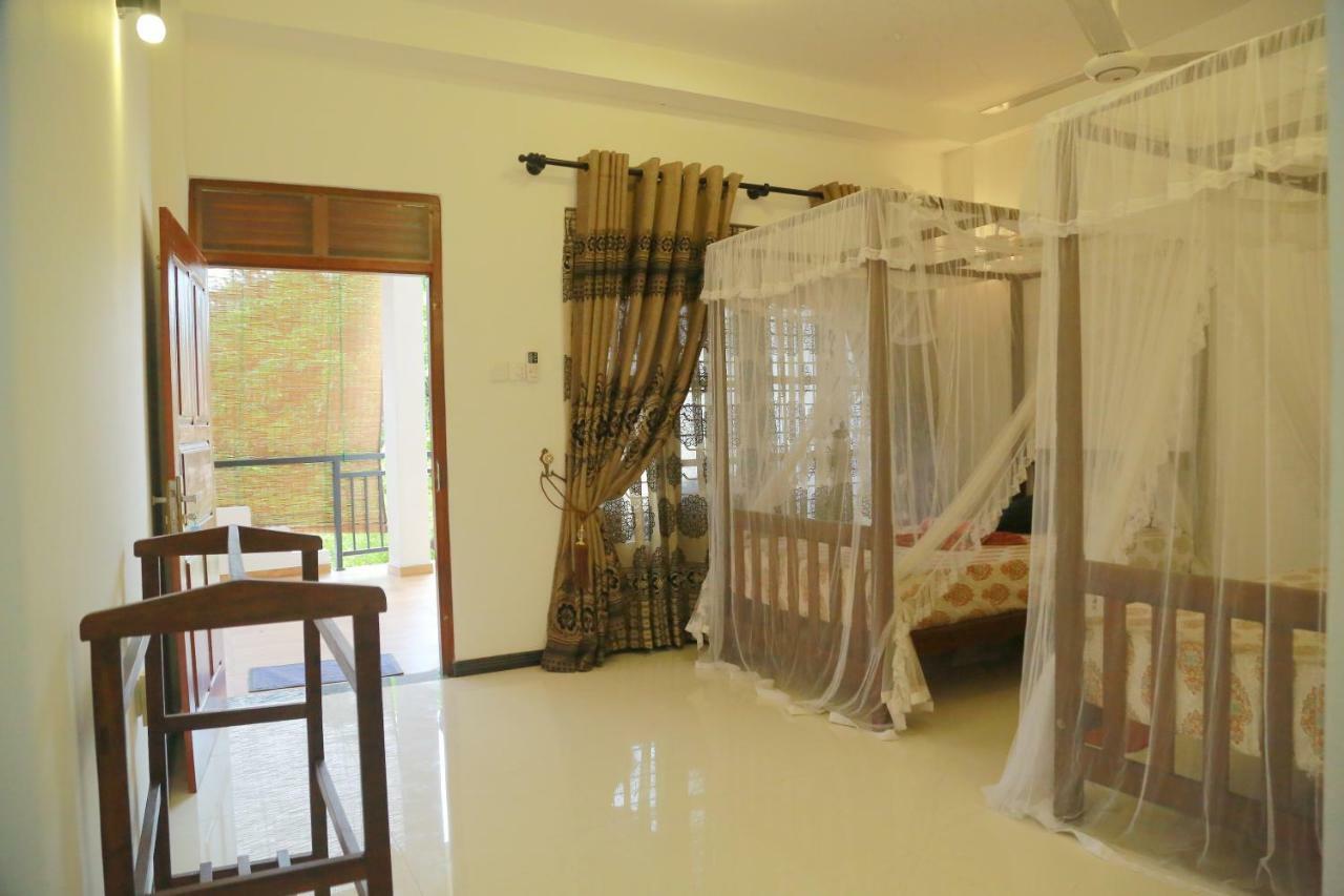 Gihan Guesthouse Mirissa Exterior photo